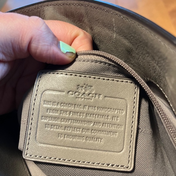 Authentic Grey Coach Medium Swagger Bag - Picture 9 of 16
